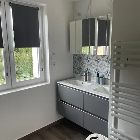 Familial Dans Un Environnement Calme Villa Mery-Sur-Marne